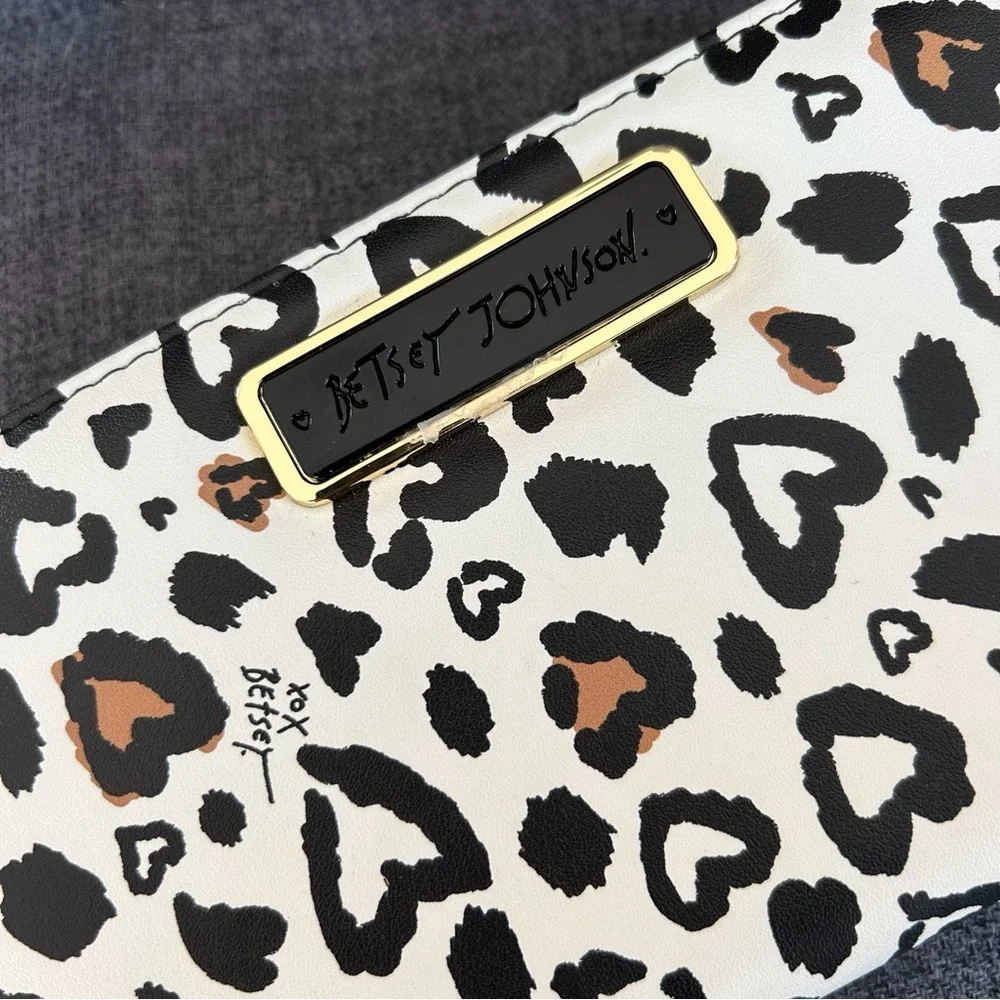 Betsey Johnson Leopard Heart Zip Around Wallet / Wristlet, Cream, Black, Tan
